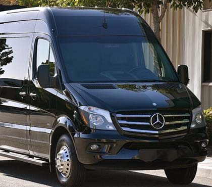 mercedes van rental